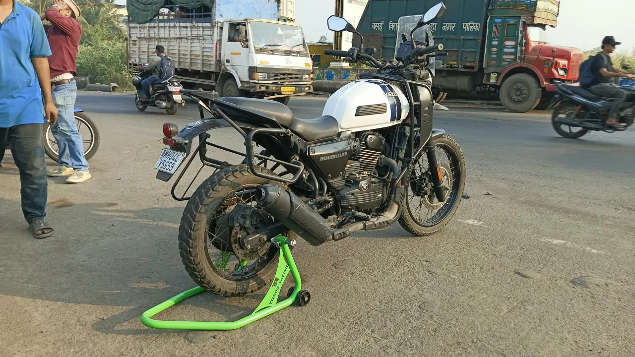 2023 Yezdi Adventure, photo 2